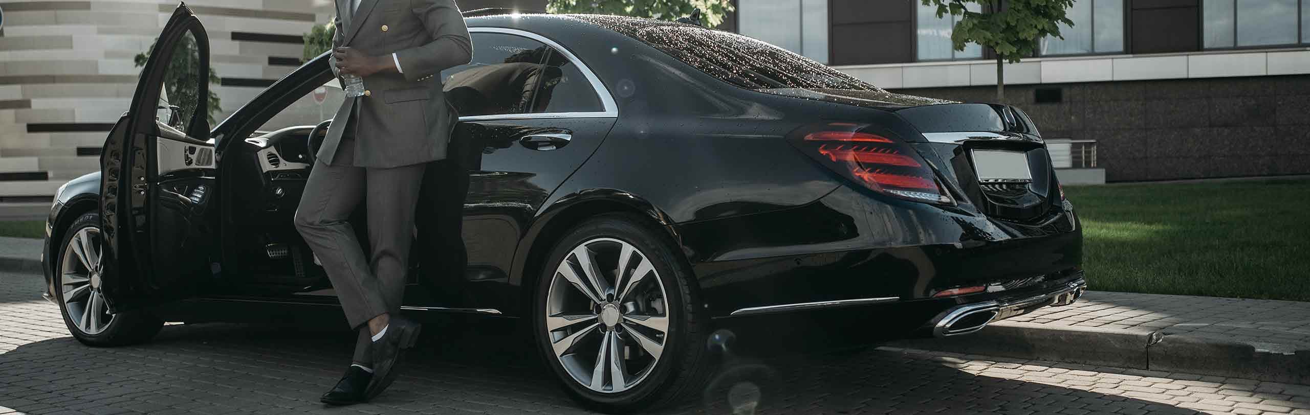 Luxury vehicle 3